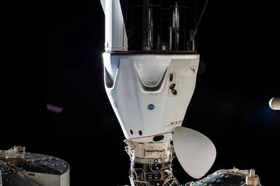 SpaceX拿下三笔私人飞行订单龙飞船或在2023年前飞往国际空间站